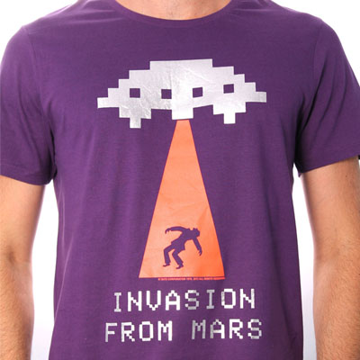 Invasion From Mars Pourpre par Taito  16,95 € - Stickboutik.com