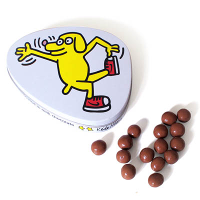Chocolats 'Skating Dog' - Boite métal  Keith Haring à 6,5 € - Stickboutik.com