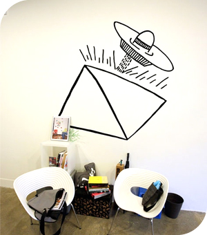 Stickers Muraux et stickers deco Sticker Spaceship Pyramid chez stickboutik.com